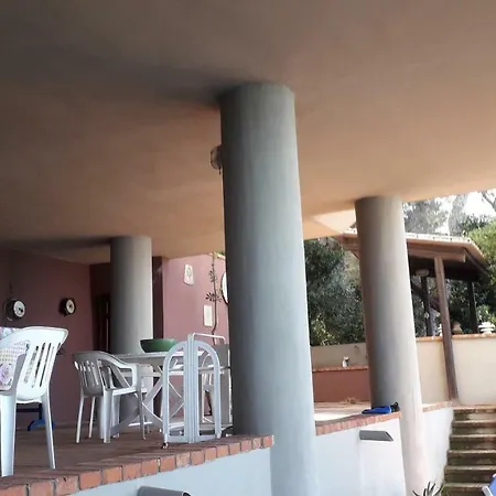 Adamo Villa